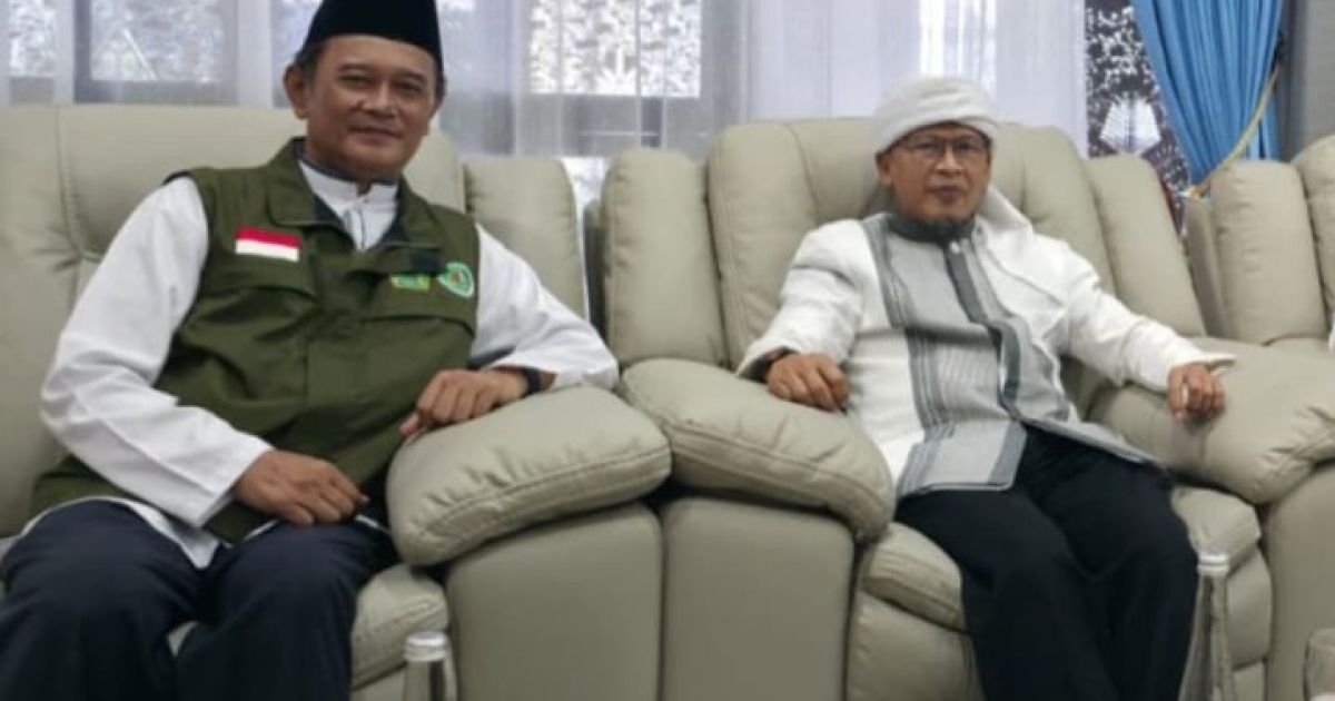 Ketua Pokja Majelis Taklim Kabupaten Bogor, M. Yusup Setiawan, saat bersama Aa Gym