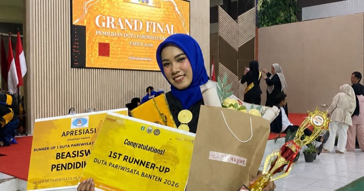 Perwakilan Kota Tangerang Selatan, Fadilah Nur Khasanah, berhasil menorehkan prestasi dengan meraih posisi 1st Runner Up dalam ajang Grand Final Duta Pariwisata Banten 2026.