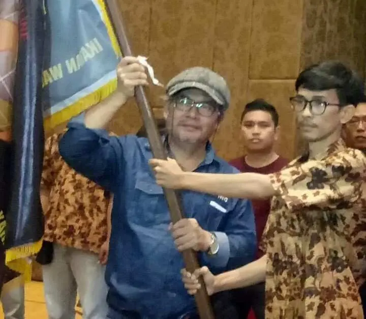 Ega Wartawan Pojok Jabar Resmi Pimpin IWO Karawang