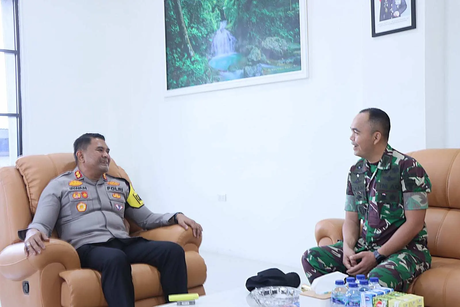 Kapolres Aceh Timur Sambut Kunjungan Silaturahmi Danyon TP 853/BRB