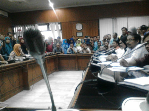 Ribuan Guru Honor Datangi Gedung DPRD Kabupaten Bogor