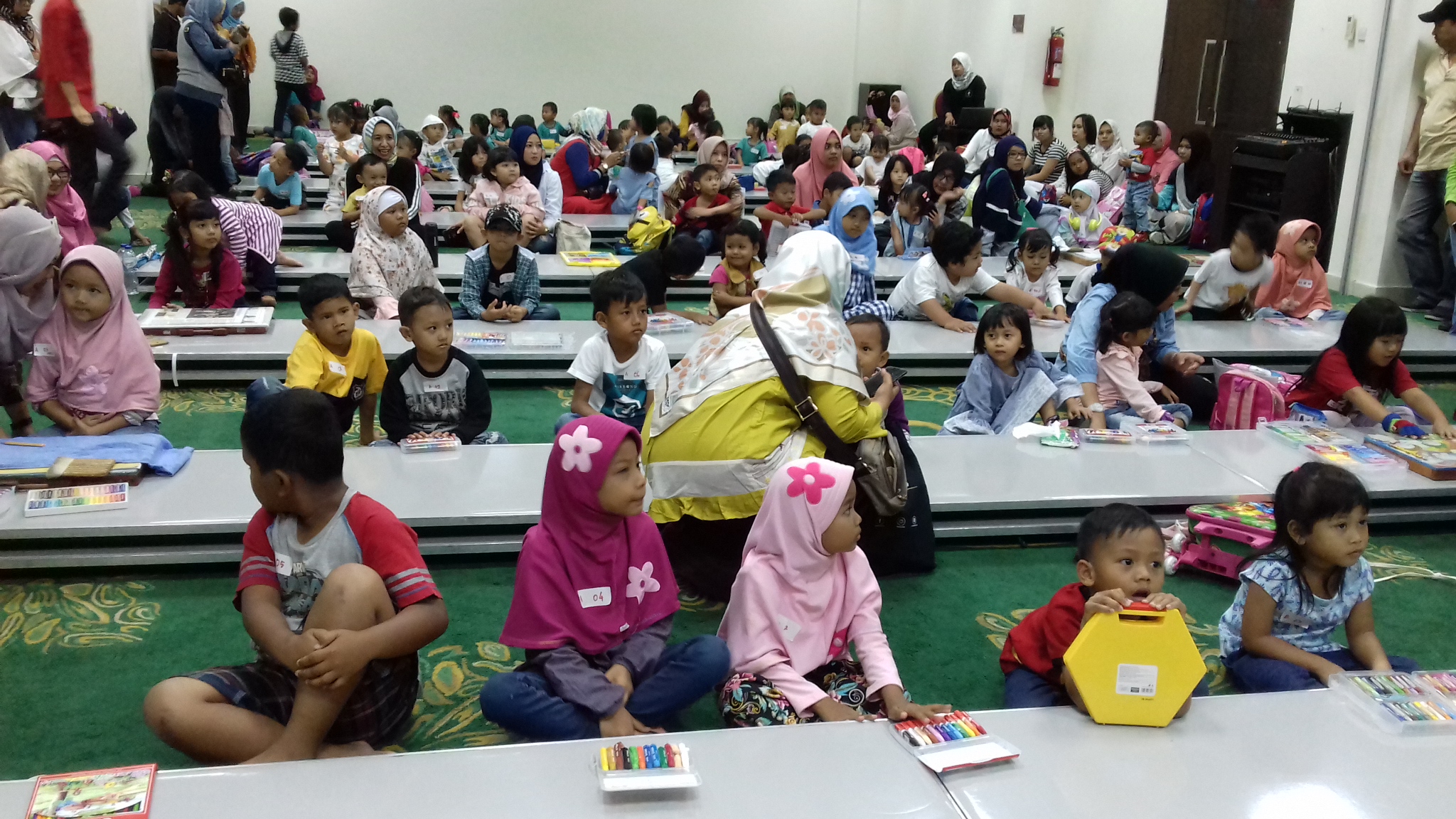Ratusan Anak Se-Bogor Antusias Ikut Festival Ice Cream Ala Padjajaran Suites Hotel