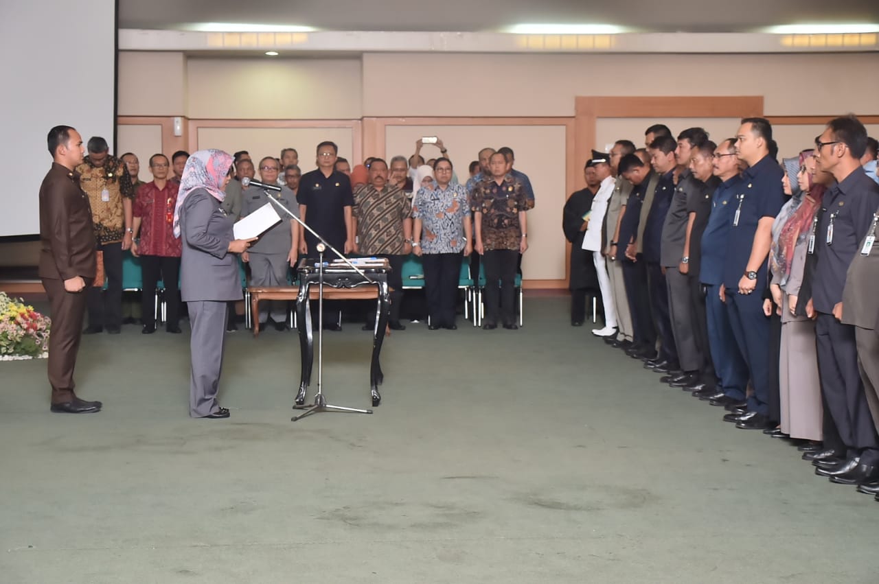 Ade Yasin Melantik 168 Pejabat Esselon III dan IV Lingkup Pemkab Bogor