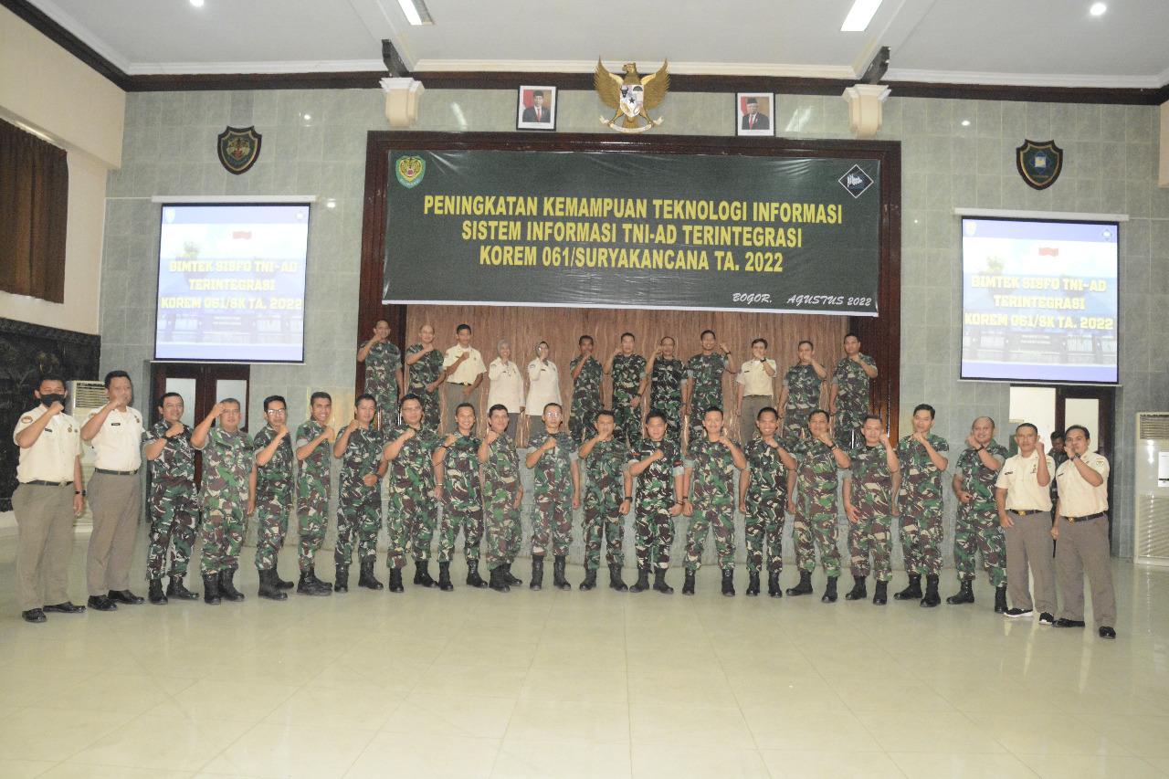 Prajurit Korem 061/Sk lkuti Pembekalan Teknisi Komputer Sistem Informasi TNI AD Untuk Tingkatkan Profesional